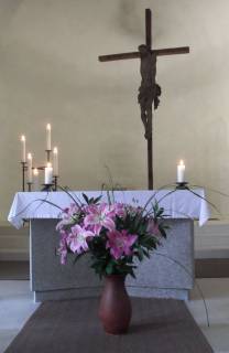 s_paulus_gemeindeleben_gruppen_kirchendienste_blumendienst_2_210621 | Kath. Pfarrei Selige Märtyrer vom Münchner Platz - Gemeindegruppen und -dienste - Blumendienst